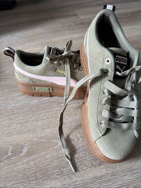 Puma Olive Suede Sneakers with Pink Stripe and Gum Sole